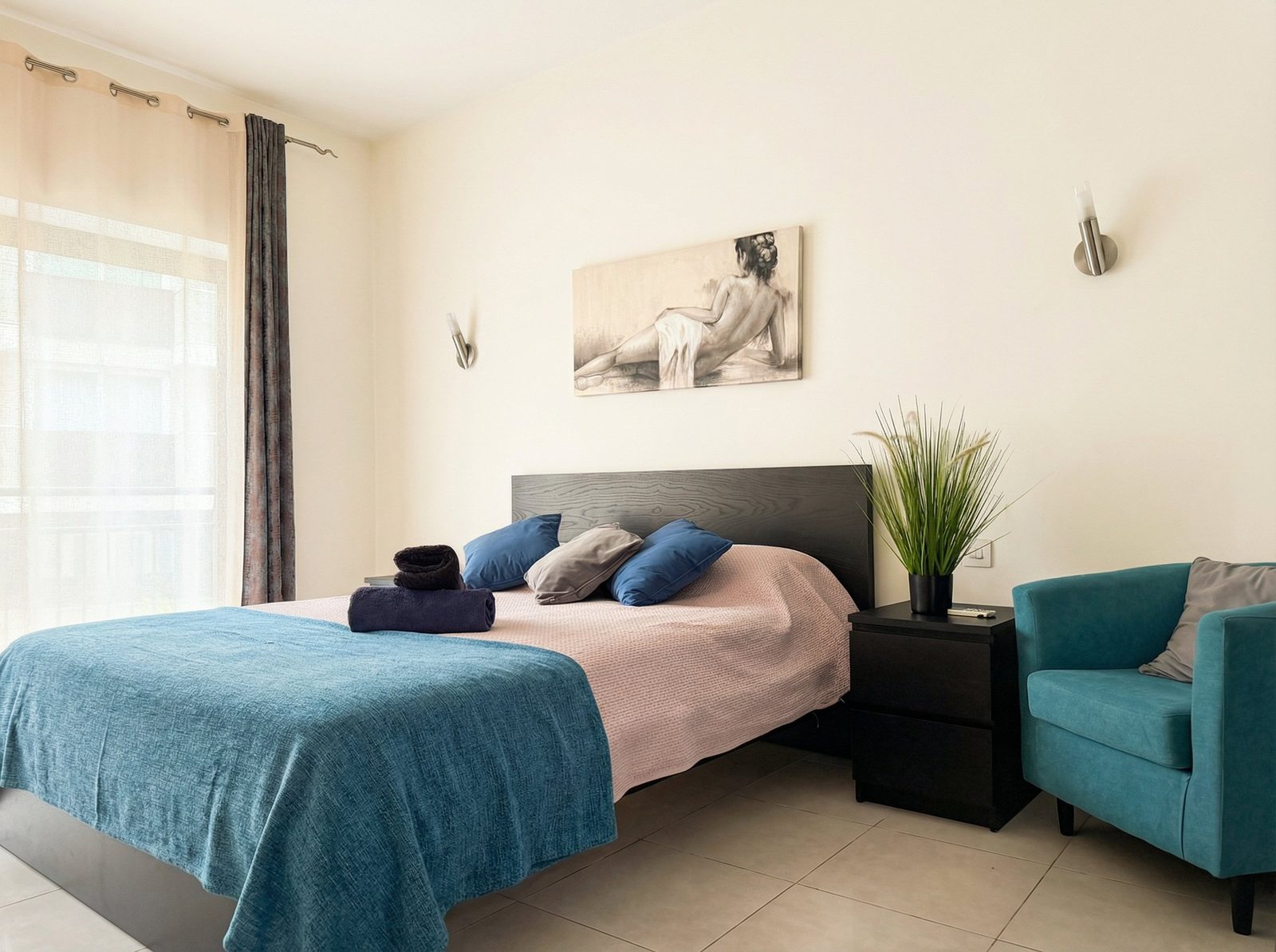 Bedroom wide