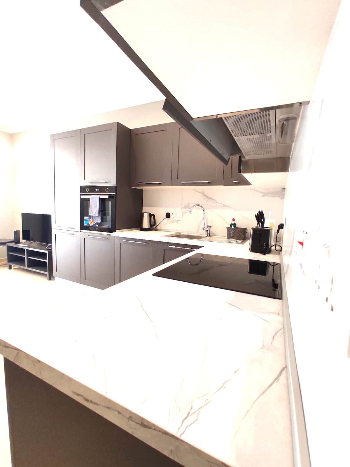 Kitchen counter and appliances